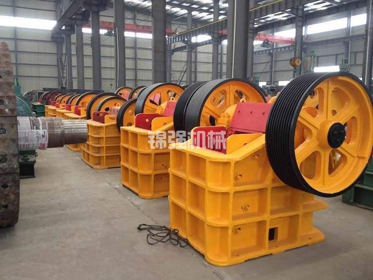 青石破碎機設備有哪些呢？破青石用什么破碎機好？(圖1)